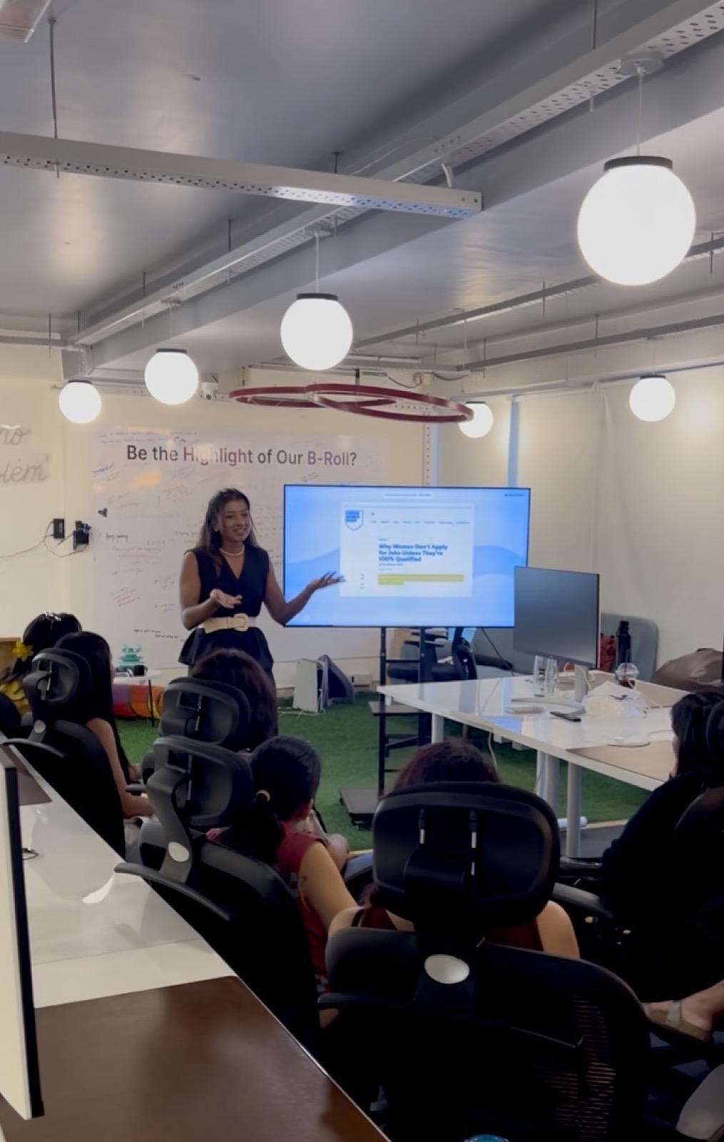 Reshma Baskaran hosting a session for women marketers